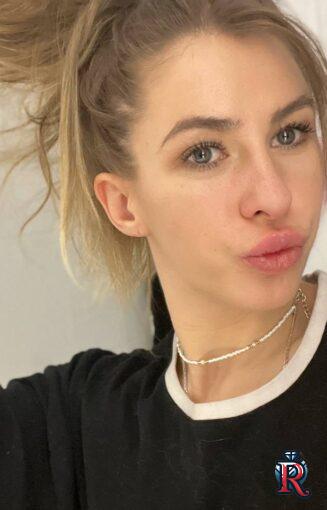 photo_5427173293326201181_y