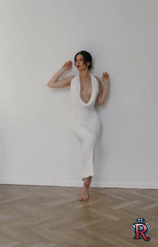 photo_5429337480102016926_y