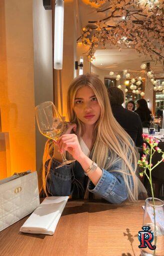 photo_5458594921876418587_y photo_5458594921876418587_y