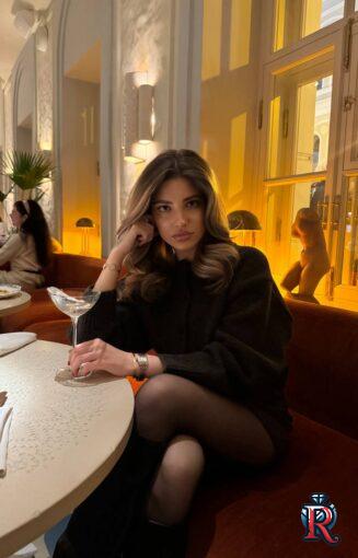 photo_5458681001610964979_y photo_5458681001610964979_y