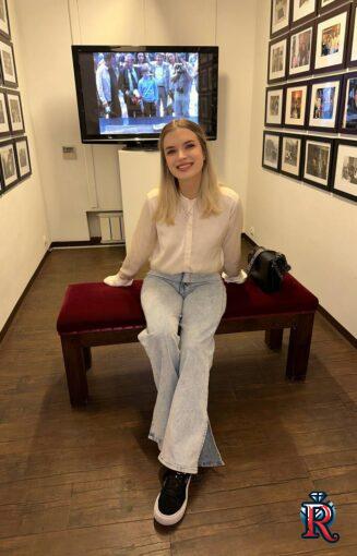 photo_5472131679540863219_y