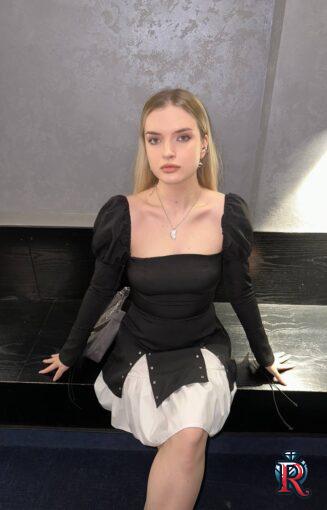 photo_5472131679540863220_y