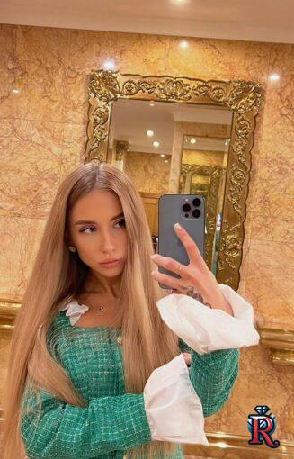 photo_5474458310569748832_y