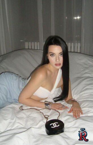 WhatsApp Image 2024-11-10 at 16.03.21 (2)